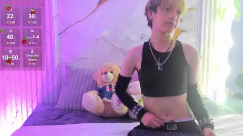 angeel_tay online show from June 9, 7:24 pm
