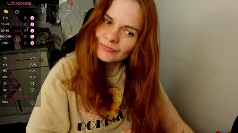 Snapshot of angel7you chatting on December 18, 9:04 am Eva online show from December 18, 9:04 am