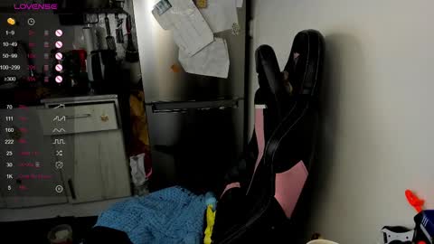 Snapshot of angel7you chatting on March 7, 7:19 am Eva online show from March 7, 7:19 am