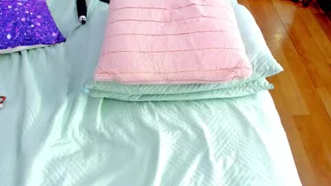  Angel  online show from October 12, 11:14 am