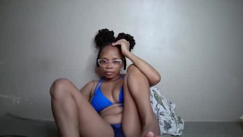 angel_cheupe online show from November 10, 6:54 pm