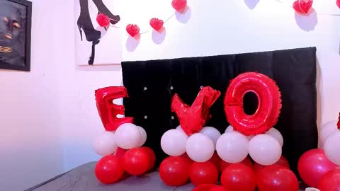 Angel-dragun online show from February 15, 4:04 am