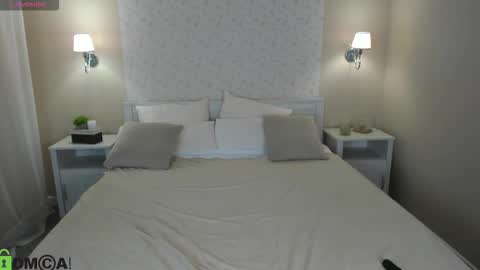 Kate online show from October 3, 7:27 am