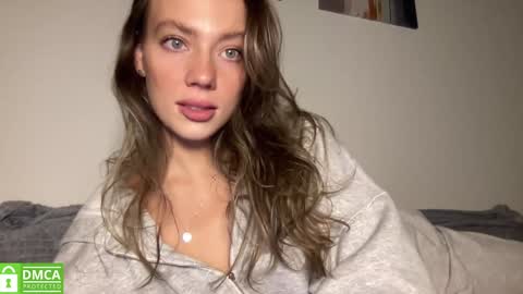 Greetings  Jess online show from September 20, 11:24 am