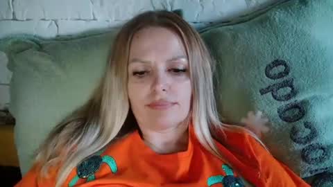 Snapshot of angel_girllovemy chatting on October 23, 2:18 pm ANGEL online show from October 23, 2:18 pm