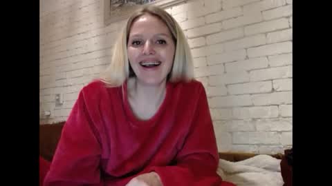 Snapshot of angel_girllovemy chatting on January 19, 7:47 pm ANGEL online show from January 19, 7:47 pm