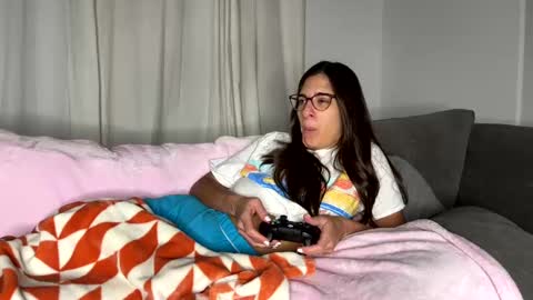 Snapshot of angel_inara chatting on March 9, 1:56 am Angel Inara online show from March 9, 1:56 am