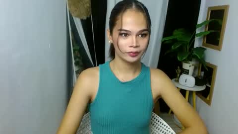Snapshot of angel_indiguise chatting on September 27, 2:09 am angela online show from September 27, 2:09 am