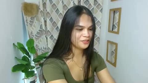 Snapshot of angel_indiguise chatting on February 11, 12:36 pm angela online show from February 11, 12:36 pm