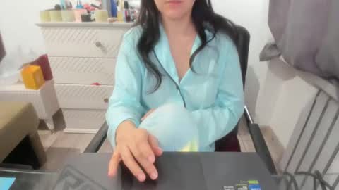 angel_lee__ online show from January 31, 4:47 am