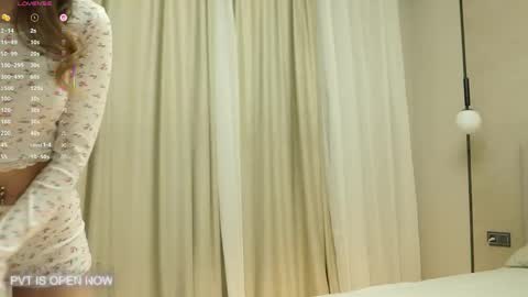 Luisa online show from April 7, 2:52 pm