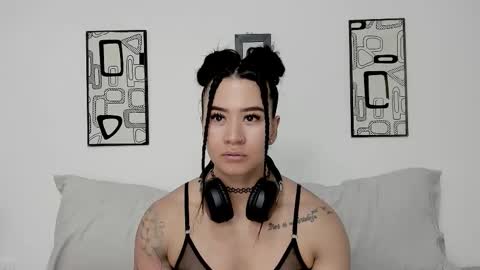 Angel online show from February 9, 3:59 pm