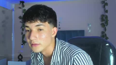 angel_of_sinn online show from April 17, 3:53 am