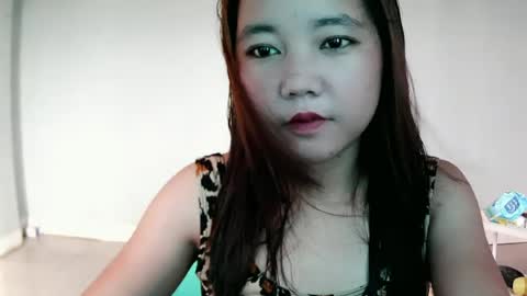 angel_piecumxx online show from June 17, 6:40 am