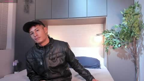 Angel  online show from April 17, 11:56 am