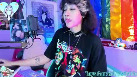    online show from July 20, 10:39 am