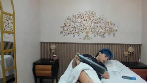 Angel  online show from November 17, 3:31 am