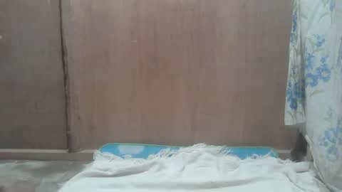 angela413796 online show from March 3, 9:05 pm