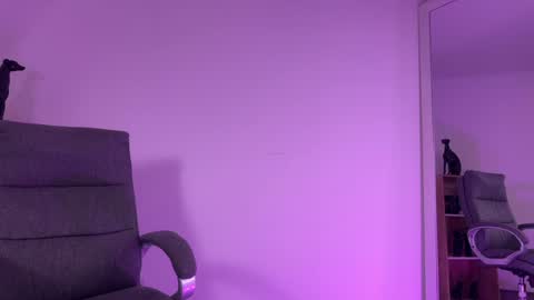 Angela Bonetti online show from February 3, 8:24 am