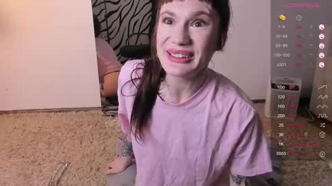 Snapshot of angela_fog chatting on February 21, 12:49 am angela_fog online show from February 21, 12:49 am