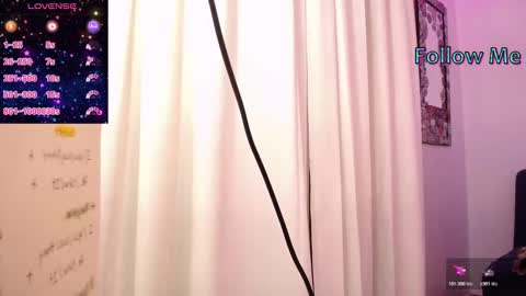 Angela online show from December 4, 5:12 pm