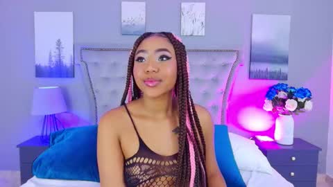 Angela Roberts online show from December 1, 4:32 am