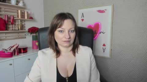 Angela online show from February 24, 7:33 am