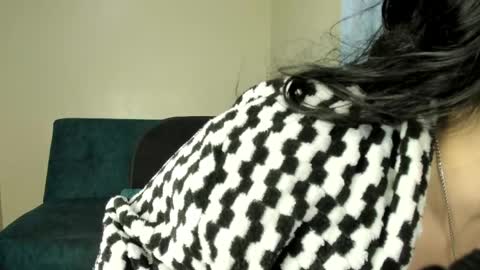 Angela online show from April 12, 12:31 pm