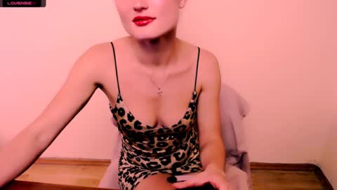 Alice online show from December 10, 12:38 pm