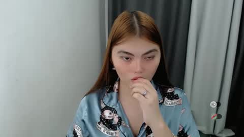 angelari_slut online show from November 18, 6:16 am