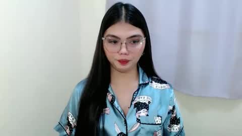 angelari_slut online show from October 17, 7:01 am