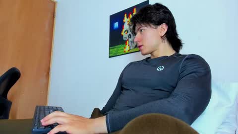 Angel Bennet online show from June 5, 5:07 pm