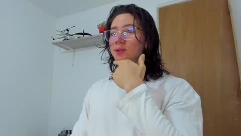 Snapshot of angelbennet_ chatting on February 9, 3:00 am Angel Bennet online show from February 9, 3:00 am