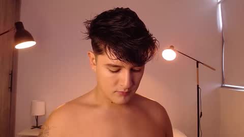 Angel online show from December 14, 8:04 pm