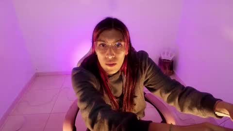 angele online show from January 13, 8:49 pm