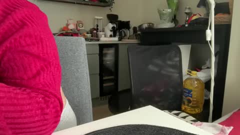 AngelHarly online show from March 9, 4:00 pm