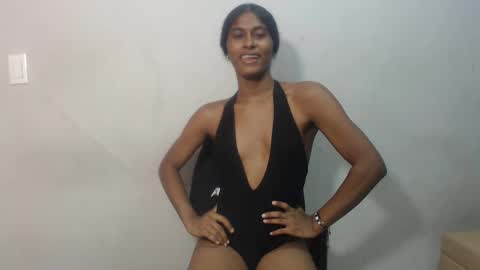 angelica_sexy1 online show from October 11, 8:45 pm