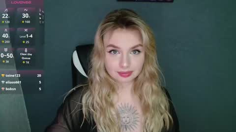 angelicablanch online show from October 27, 9:59 pm