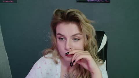 angelicablanch online show from November 6, 9:51 pm