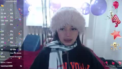 angelie online show from November 7, 6:05 am