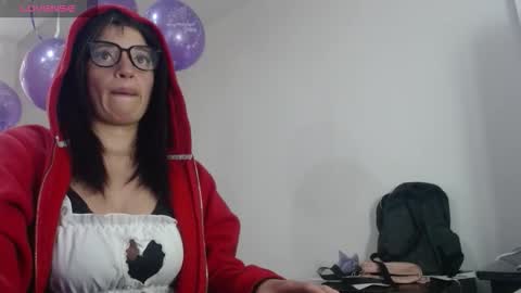 angelie online show from November 4, 4:47 am