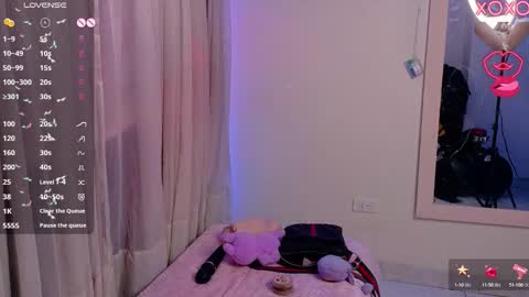 angelie online show from October 1, 10:08 pm