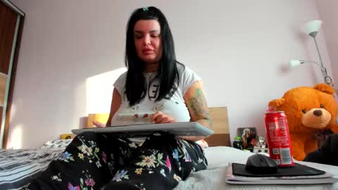 Snapshot of angelinacht chatting on February 26, 6:08 am Angelina online show from February 26, 6:08 am