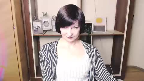 Angelina online show from April 15, 8:17 am