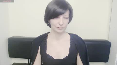 Snapshot of angelinalov_ chatting on February 12, 7:55 am Angelina online show from February 12, 7:55 am
