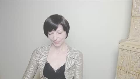 Snapshot of angelinalov_ chatting on March 12, 7:24 am Angelina online show from March 12, 7:24 am