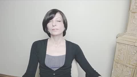 Snapshot of angelinalov_ chatting on March 1, 6:57 am Angelina online show from March 1, 6:57 am