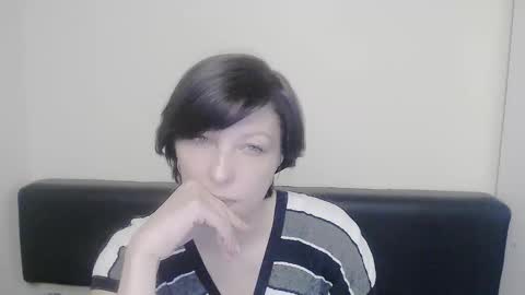 Snapshot of angelinalov_ chatting on February 1, 10:59 am Angelina online show from February 1, 10:59 am