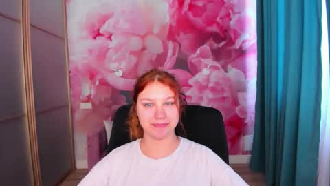 AngelinaLow online show from June 8, 11:22 am