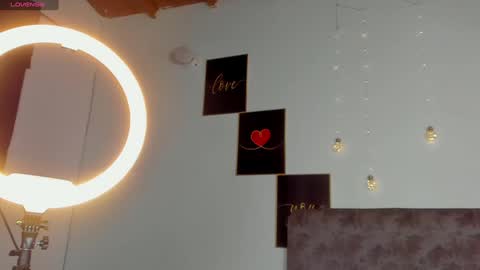 angelinepossy online show from December 18, 11:19 pm